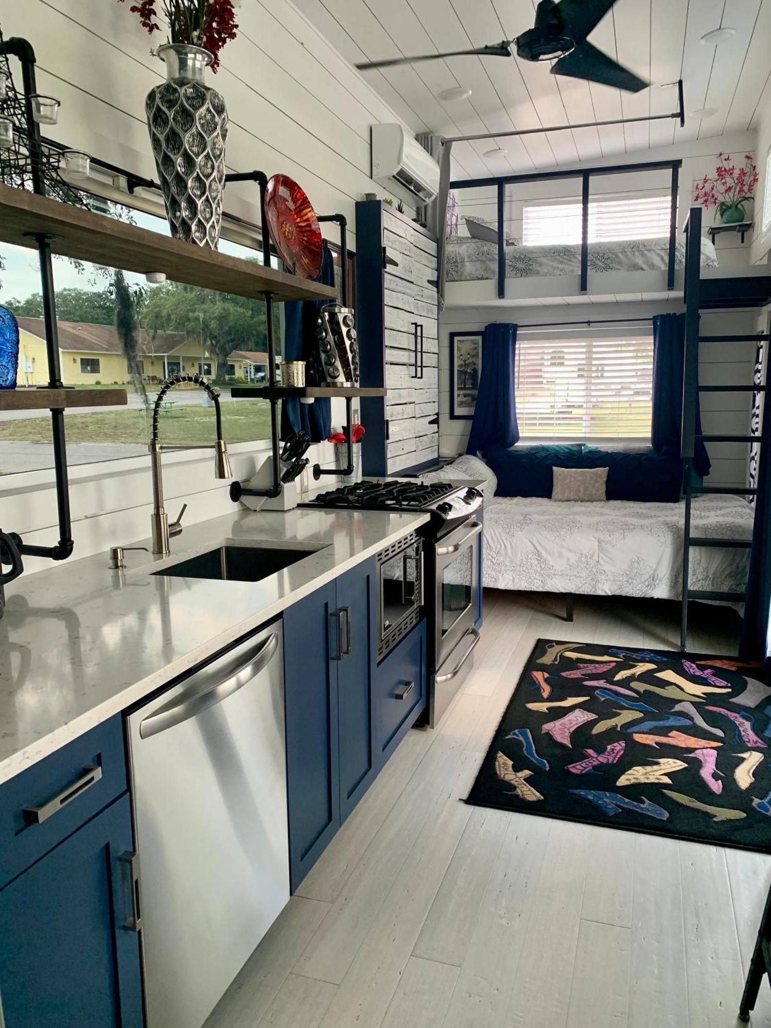 Pet Friendly, Modern Tiny House In Vibrant Clermont Villa Exterior photo
